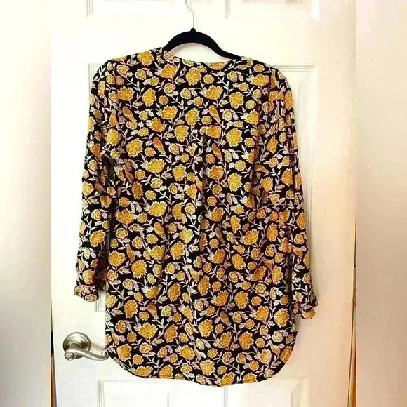 Old Navy Blouse black mustard bird and flora blouse, large - Picture 3 of 4